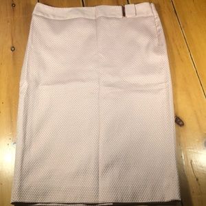 The limited pencil skirt size 0 in blush color